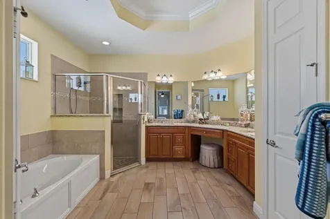 393 Sw Alcan Drive Port Saint Lucie FL 34953