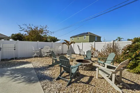 393 Sw Alcan Drive Port Saint Lucie FL 34953