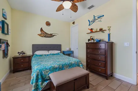 393 Sw Alcan Drive Port Saint Lucie FL 34953