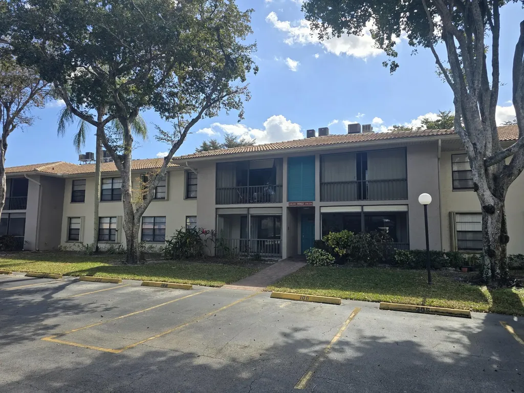 9960 Pineapple Tree Drive Boynton Beach FL 33436