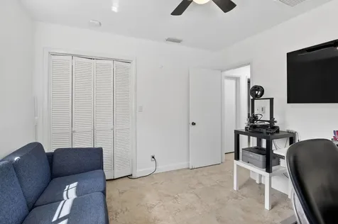 7000 Plantation Road Plantation FL 33317