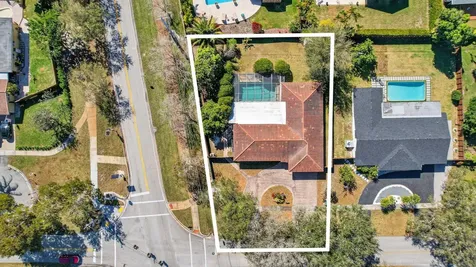 7000 Plantation Road Plantation FL 33317