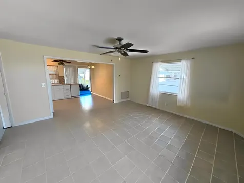 604 Sw 15th Street Boynton Beach FL 33426