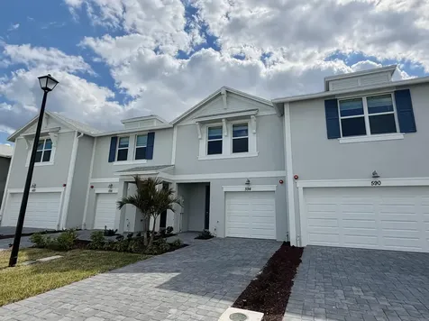 594 Salisbury Circle Fort Pierce FL 34982