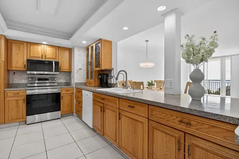 1147 Hillsboro Mile Hillsboro Beach FL 33062