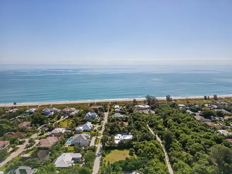 2170 Seminole Shores Lane Vero Beach FL 32963