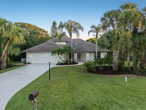 2170 Seminole Shores Lane Vero Beach FL 32963