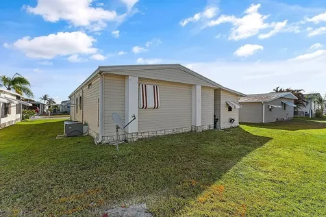 637 Periwinkle Circle Barefoot Bay FL 32976