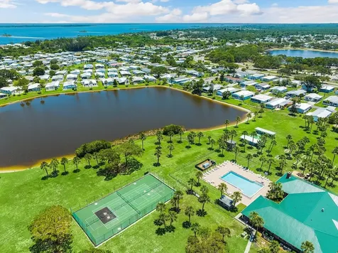 637 Periwinkle Circle Barefoot Bay FL 32976