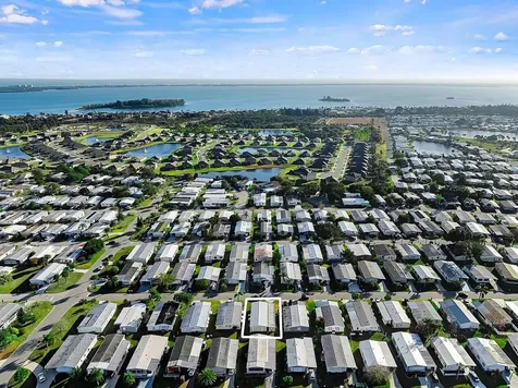 637 Periwinkle Circle Barefoot Bay FL 32976