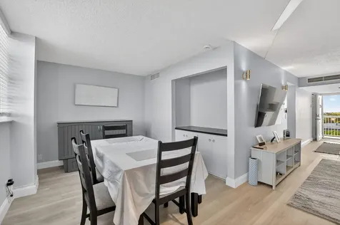5700 Nw 2nd Avenue Boca Raton FL 33487