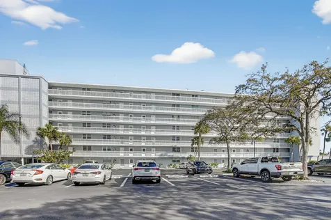 5700 Nw 2nd Avenue Boca Raton FL 33487