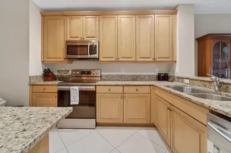 11860 Valencia Gardens Avenue Palm Beach Gardens FL 33410