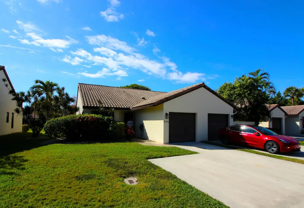 416 Buttonwood Place Boca Raton FL 33431