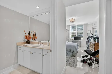 550 Se Mizner Boulevard Boca Raton FL 33432