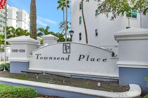 550 Se Mizner Boulevard Boca Raton FL 33432