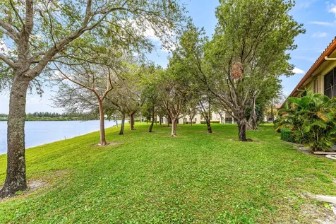 906 Congressional Way Deerfield Beach FL 33442