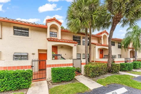 906 Congressional Way Deerfield Beach FL 33442