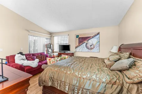 906 Congressional Way Deerfield Beach FL 33442