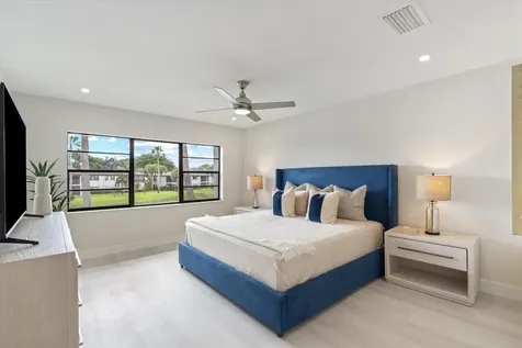 32 Southport Lane Boynton Beach FL 33436