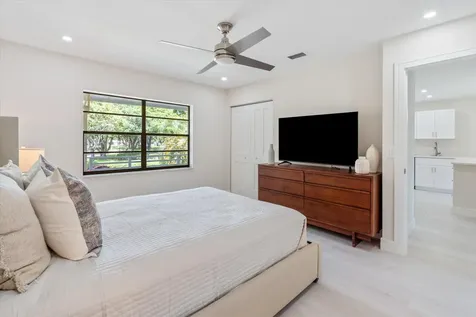 32 Southport Lane Boynton Beach FL 33436