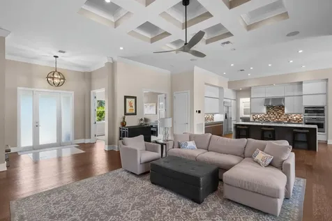 701 Nw 7th Street Delray Beach FL 33444
