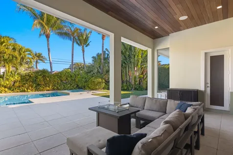 701 Nw 7th Street Delray Beach FL 33444