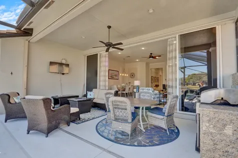 8932 Sw Champions Way Port Saint Lucie FL 34986