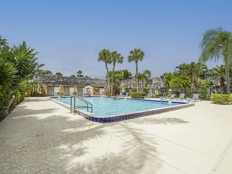 510 N Tropic Lane Vero Beach FL 32960