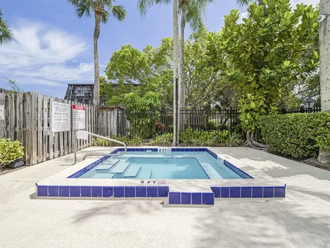510 N Tropic Lane Vero Beach FL 32960