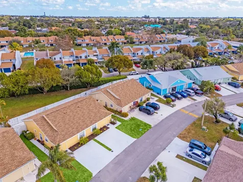 1658 Royal Forest Court West Palm Beach FL 33406