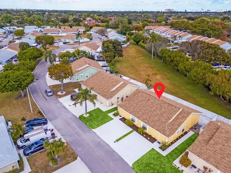 1658 Royal Forest Court West Palm Beach FL 33406