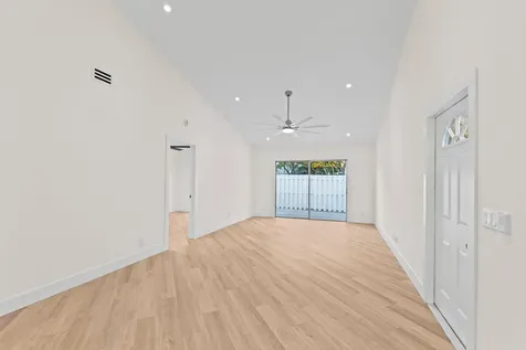 1658 Royal Forest Court West Palm Beach FL 33406