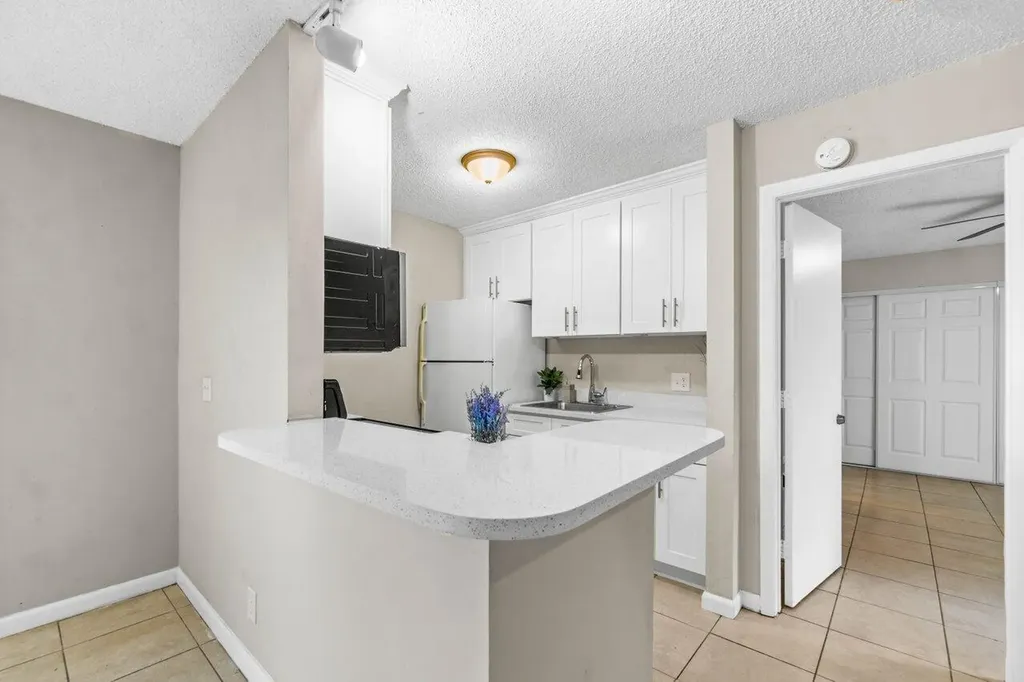 16 Crossings Circle Boynton Beach FL 33435