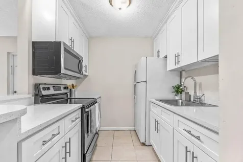 16 Crossings Circle Boynton Beach FL 33435