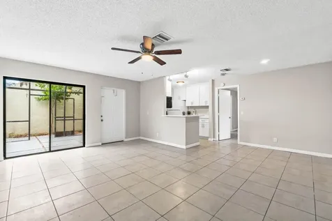16 Crossings Circle Boynton Beach FL 33435