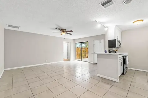 16 Crossings Circle Boynton Beach FL 33435