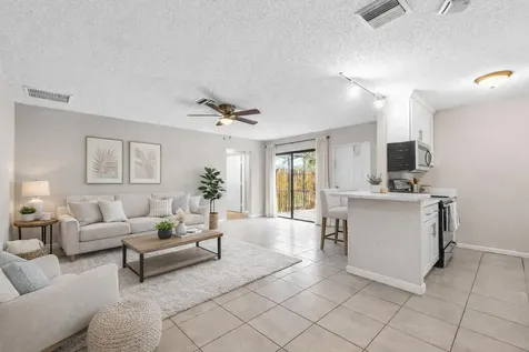 16 Crossings Circle Boynton Beach FL 33435