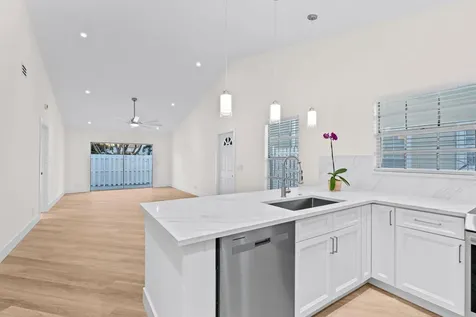 1662 Royal Forest Court West Palm Beach FL 33406