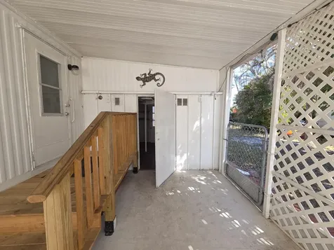 8121 Se Skylark Avenue Hobe Sound FL 33455