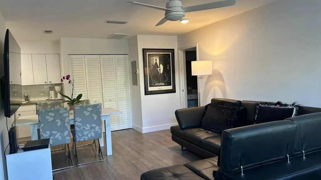 616 Executive Center Drive West Palm Beach FL 33401
