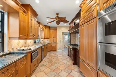 114 S Lake Drive Lantana FL 33462