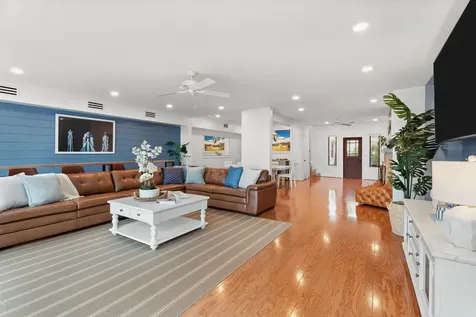 114 S Lake Drive Lantana FL 33462