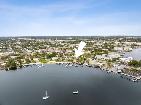 114 S Lake Drive Lantana FL 33462