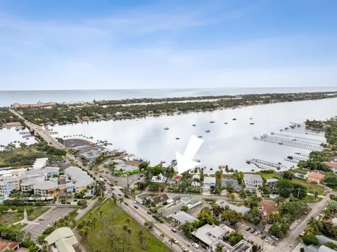 114 S Lake Drive Lantana FL 33462