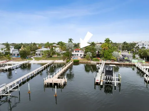 114 S Lake Drive Lantana FL 33462