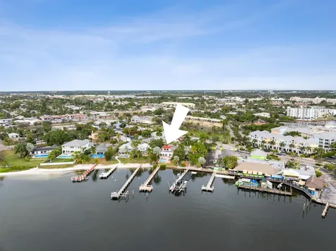 114 S Lake Drive Lantana FL 33462