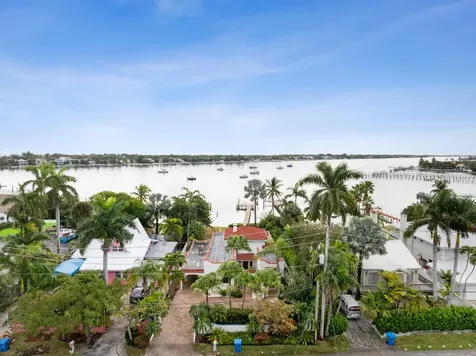 114 S Lake Drive Lantana FL 33462
