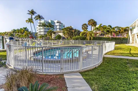 2815 Ne 33rd Avenue Fort Lauderdale FL 33308