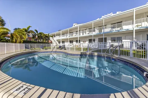 2815 Ne 33rd Avenue Fort Lauderdale FL 33308